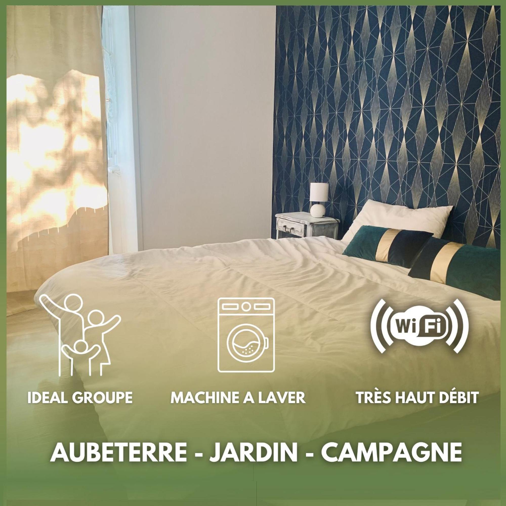 Maison 2 Chambres- Grand Jardin-Wifi - Au Coeur Du Village Aubeterre -Visites- Conciergerie J&N Buitenkant foto